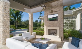 ES_Stacked-Stone_Dry-Creek_ext_Thomson-patio_off_family